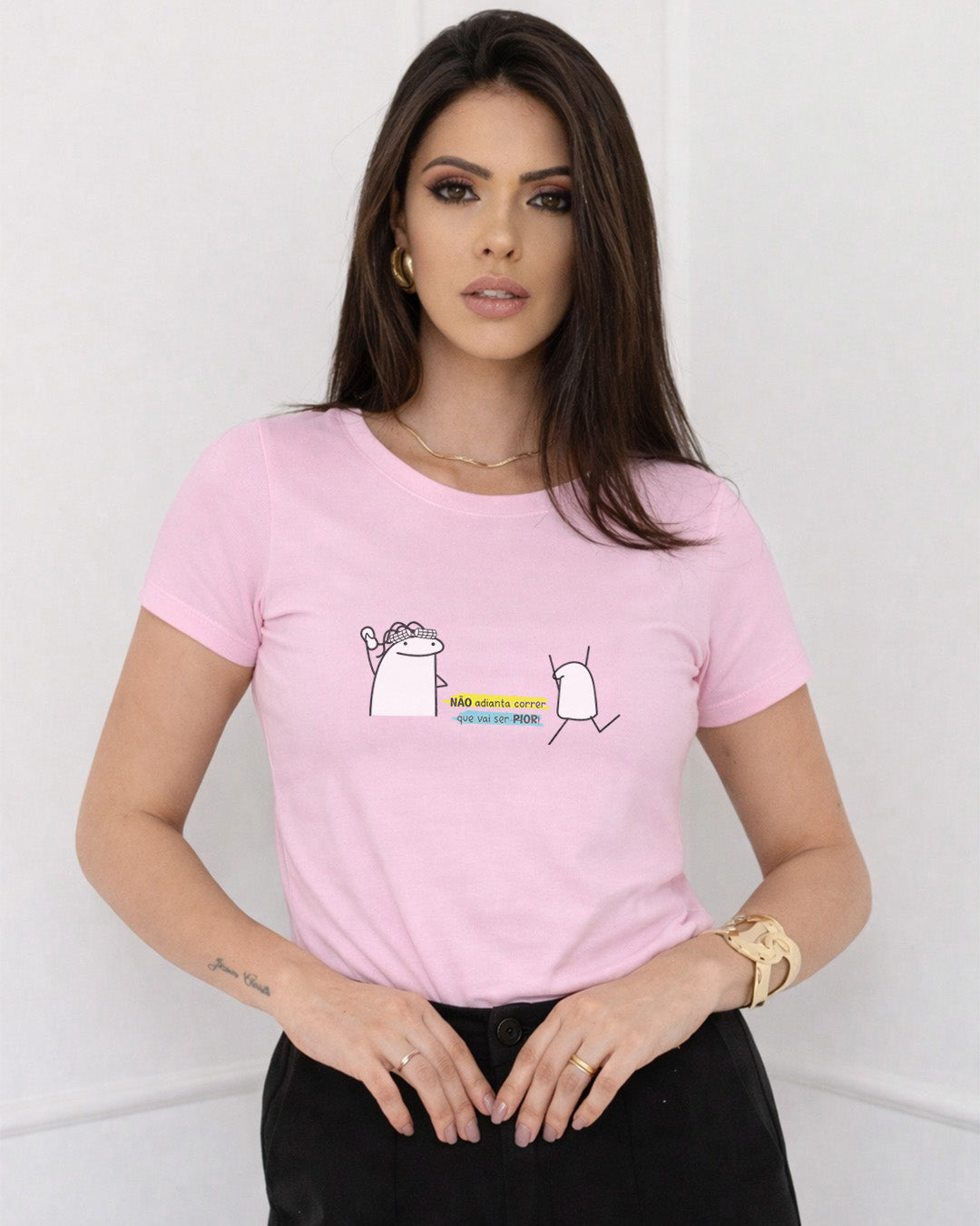 Camiseta 100% Algodão Feminina "Não Adianta Correr Que Vai Ser Pior" Dia Das Mães