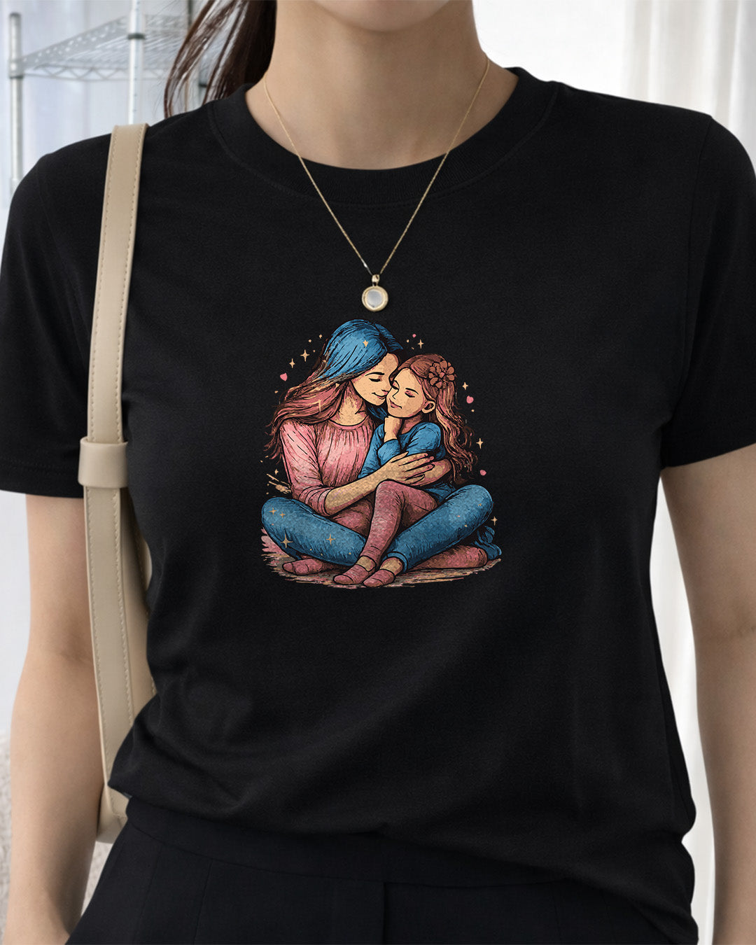 Camiseta 100% Algodão Feminina "Amor De Mãe Em Cada Abraço" Dia Das Mães