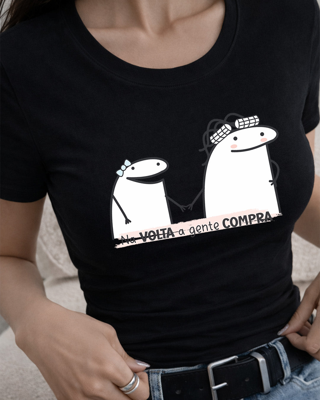 Camiseta Feminina 100% Algodão  Frase"Na Volta A Gente Compra" Dia Das Mães