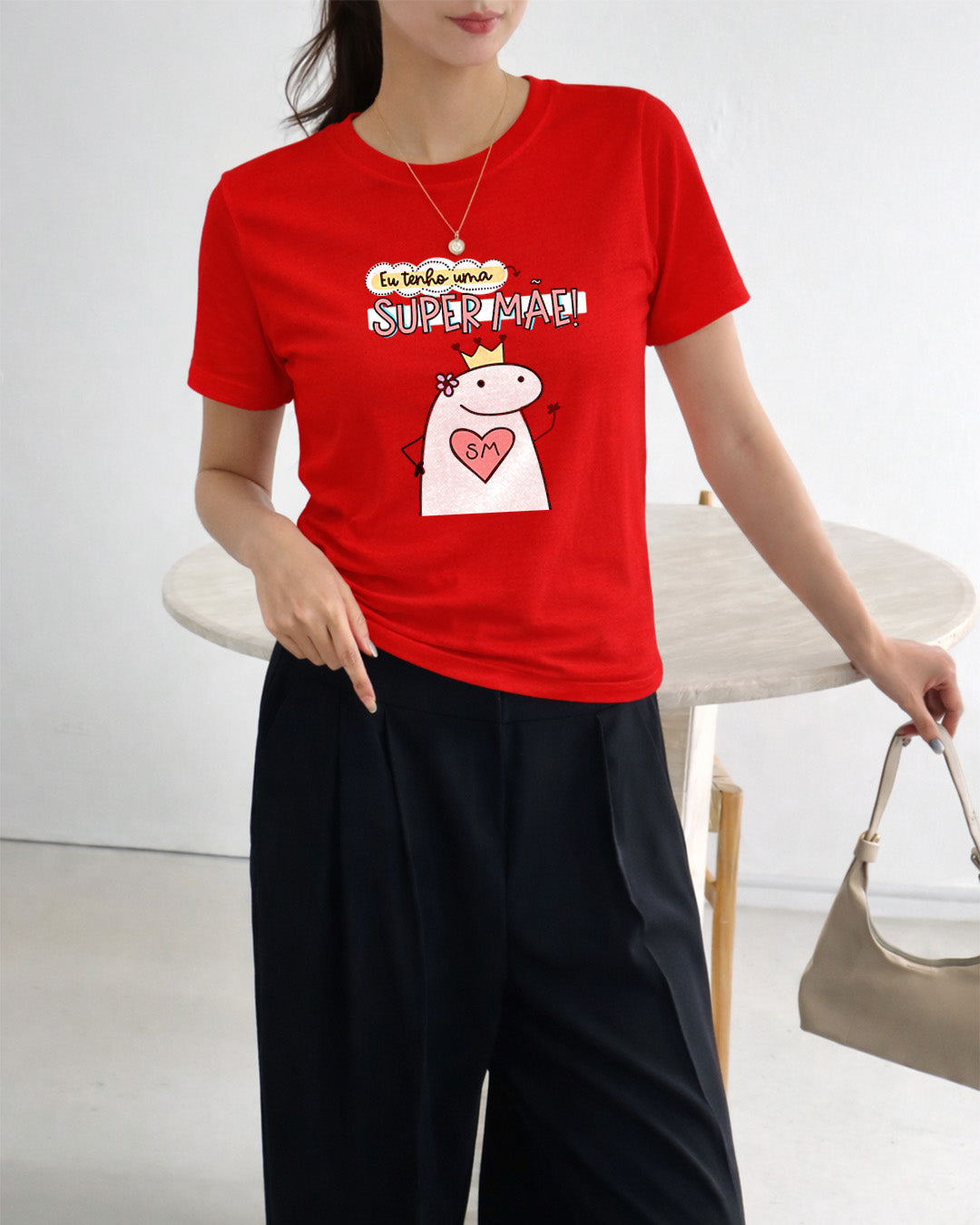 Camiseta Feminina 100% Algodão "Eu Tenho Uma Super Mãe Divertida" Dia Das Mães