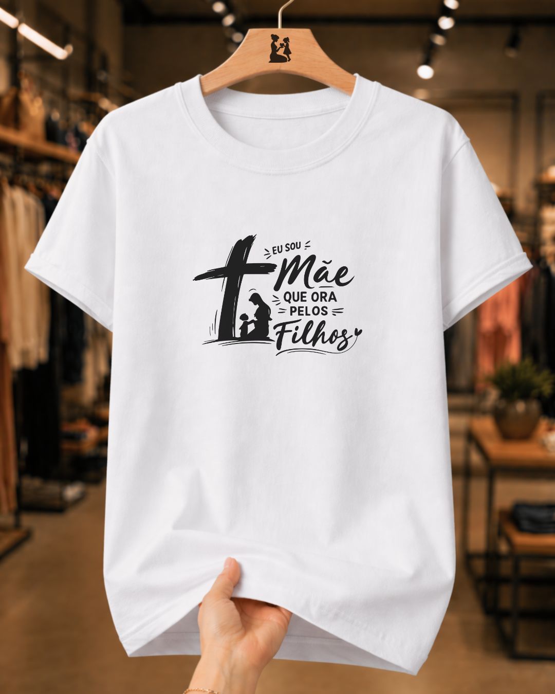 Camiseta Feminina Eu Sou Mãe Que Ora Pelos Filhos