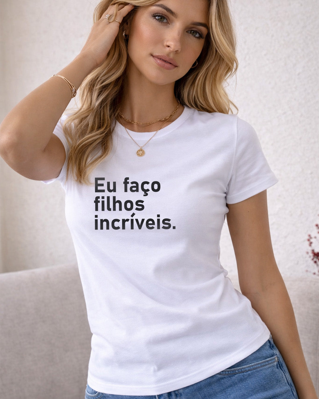 Camiseta Feminina 100% Algodão "Eu Faço Filhos Incríveis" Dia Das Mães