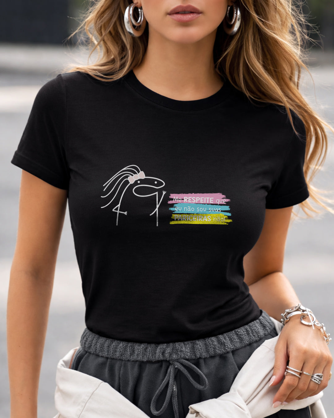 Camiseta 100% Algodão Feminina "Eu Não Sou Suas Pariceiras Não!" Dia Das Mães