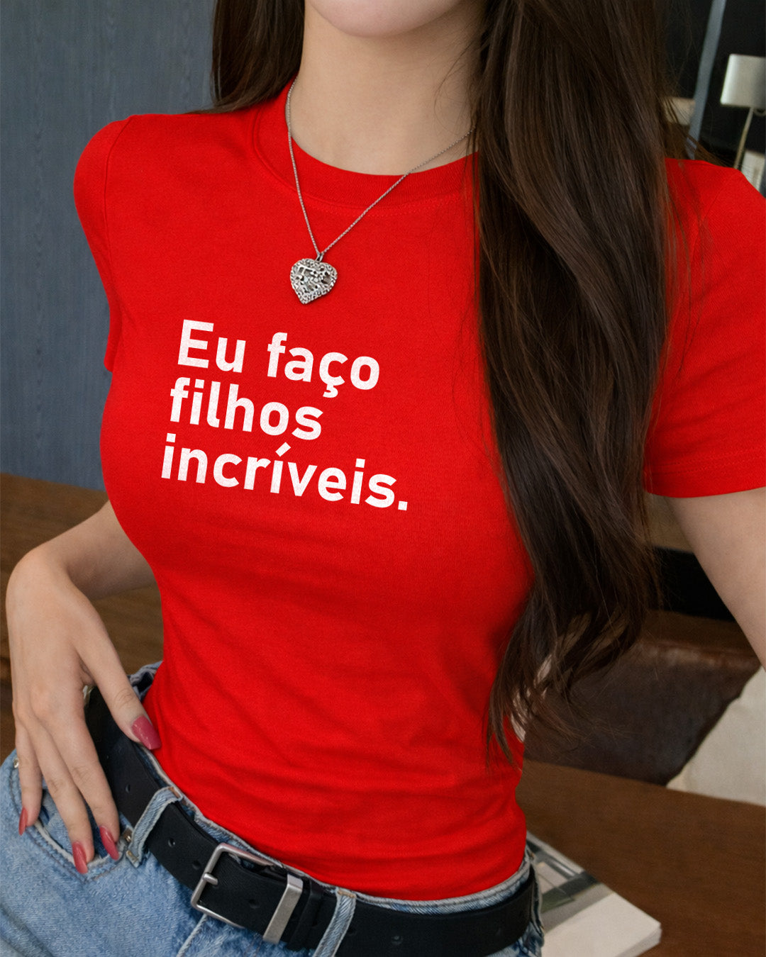 Camiseta Feminina 100% Algodão "Eu Faço Filhos Incríveis" Dia Das Mães